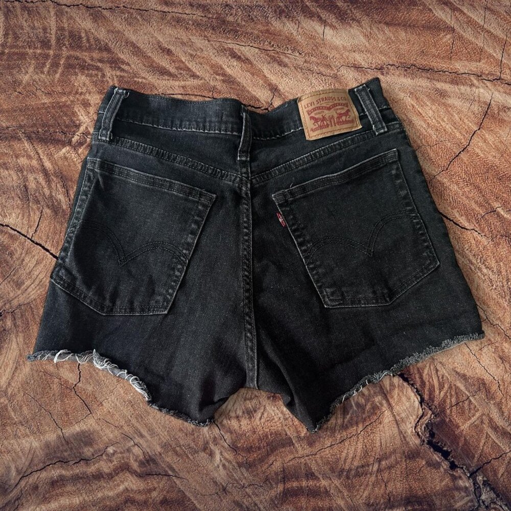 Levi's Waterless Black Denim Shorts Size 29